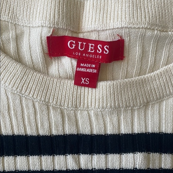 NWOT GUESS Women's Cream Sweater Size XS - Picture 2 of 4